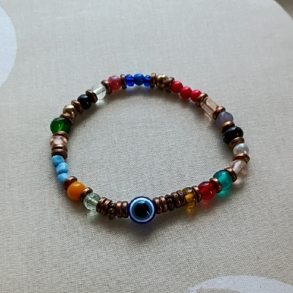 Evil Eye Bracelet With Multicolored Beads